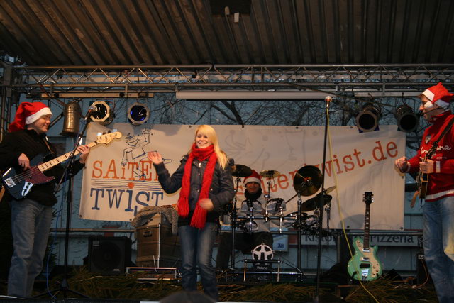 gal/2008/2008 Saitentwist Steeler Weihnachtsmarkt 03.12/2008 Saitentwist Steeler Weihnachtsmarkt 03.12. 011.jpg